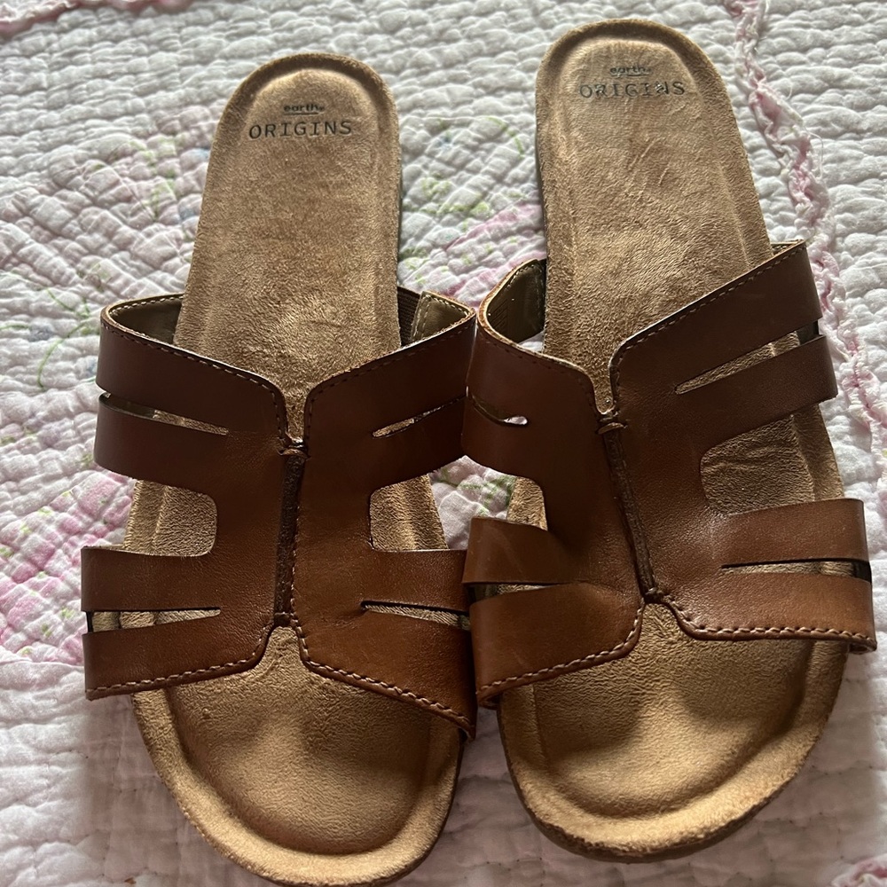 Earth Origins Tan Slide Sandals